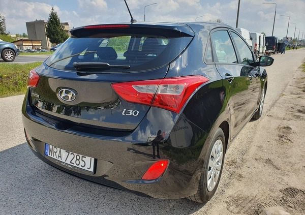 Hyundai I30 cena 42900 przebieg: 143000, rok produkcji 2016 z Parczew małe 277